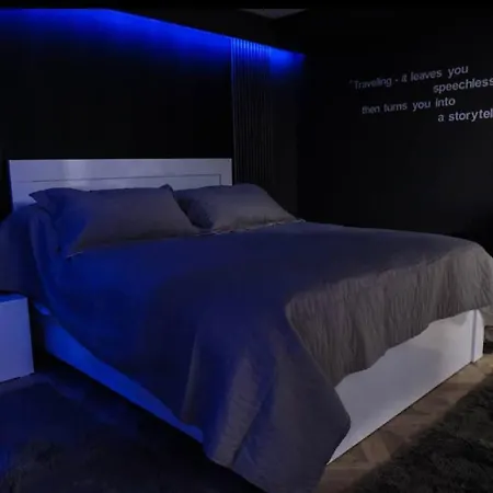 Blue Eclipse 1 Apartment *